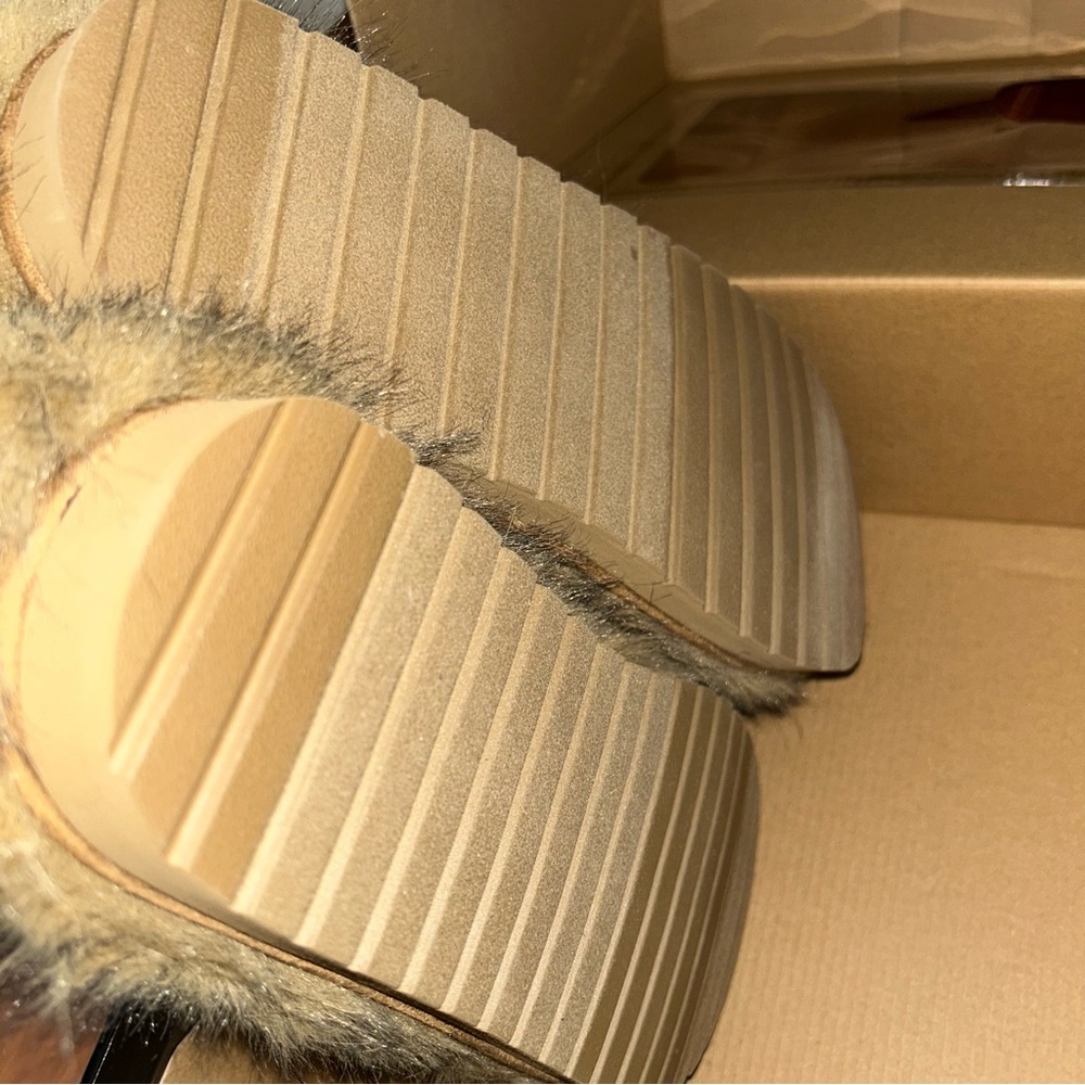 Madden NYC Womens Faux Fur Slipper Booties NWT - Picture 7 of 8